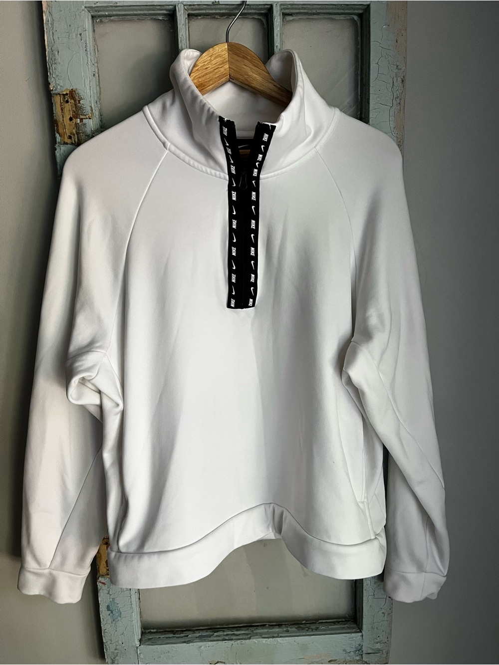 Women’s Nike White Quarter-Zip Pullover Sweater - Brand: